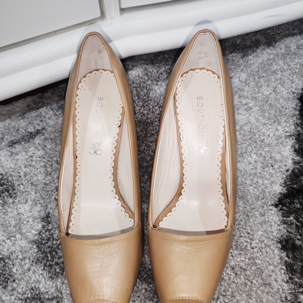 Boutique 58 Elegant Tan Heels